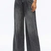 Women Alice and Olivia Anders Low Rise Pleated Jean