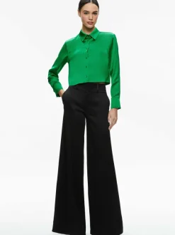 Women Alice and Olivia Leon Cropped Button Down