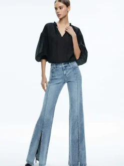 Women Alice and Olivia Sedona Low Rise Center Front Slits Flare Jean